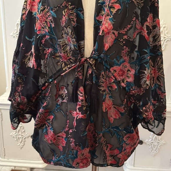 Free People Floral Burnout Kimomo - Picture 6 of 12